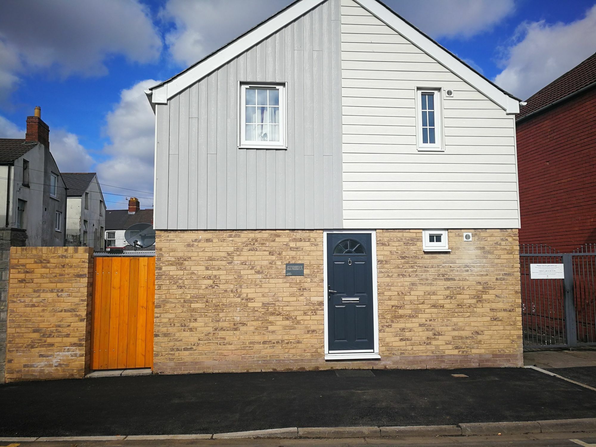 Coach House In The Center Of Cardiff Apartment Exterior photo