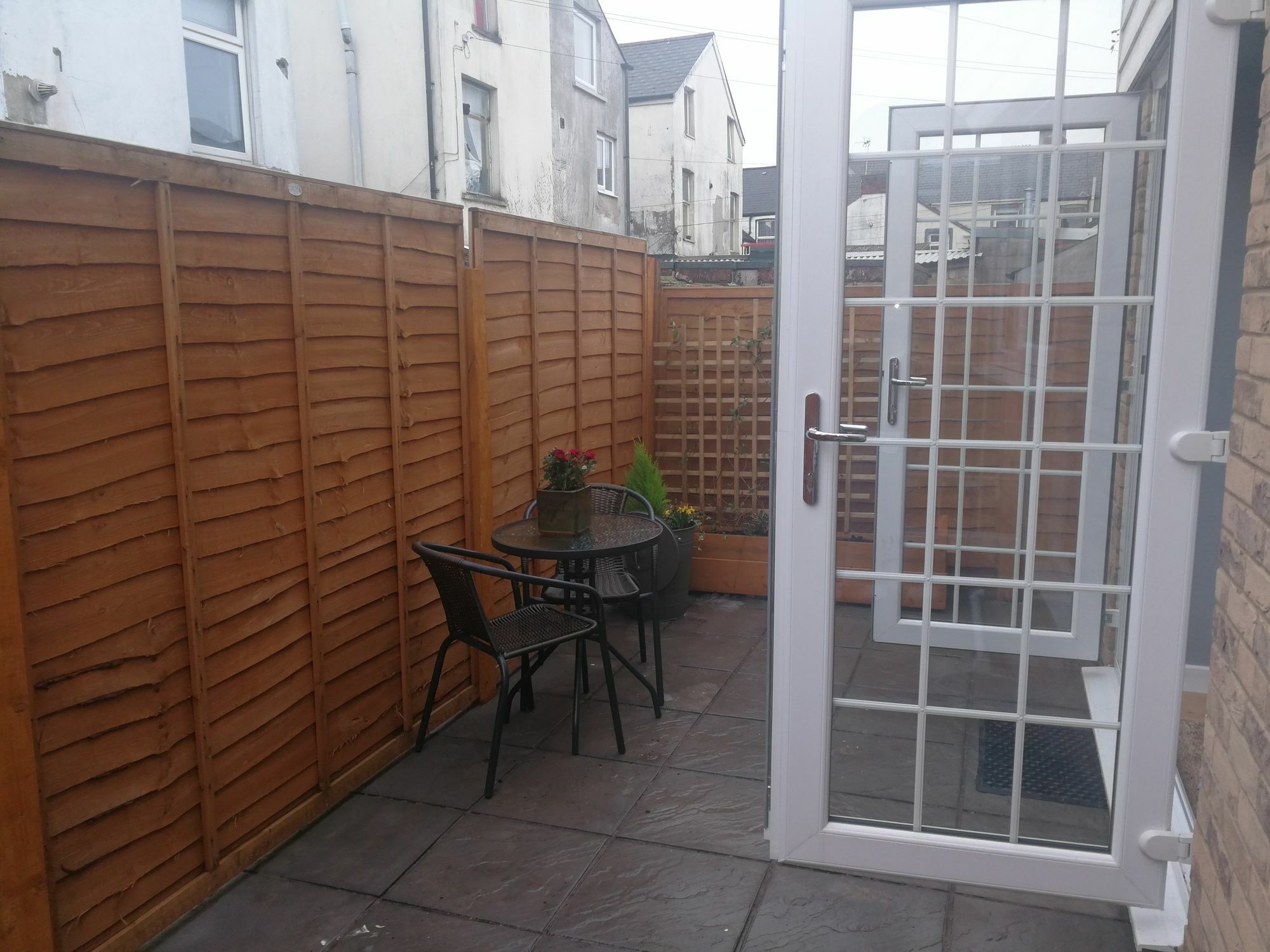 Coach House In The Center Of Cardiff Apartment Exterior photo